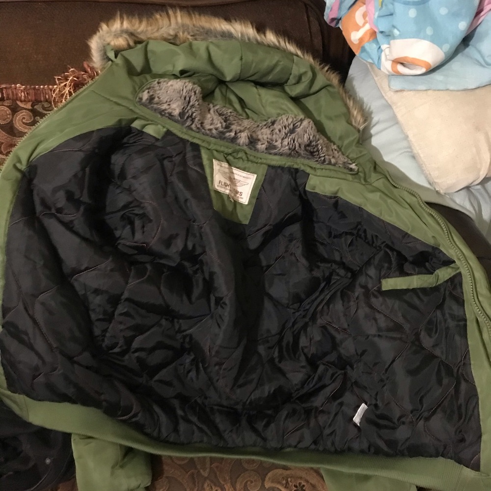 Winter jacket - Picture 2 of 5